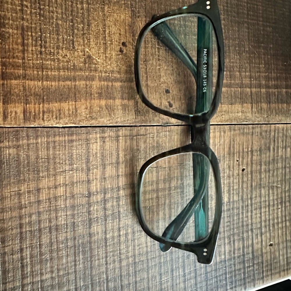 Sleek Black Rectangular Glasses Frame